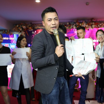 NGHIÊM MẠNH CHIẾN